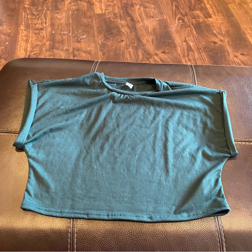 SHEIN Forest Green Crop Top